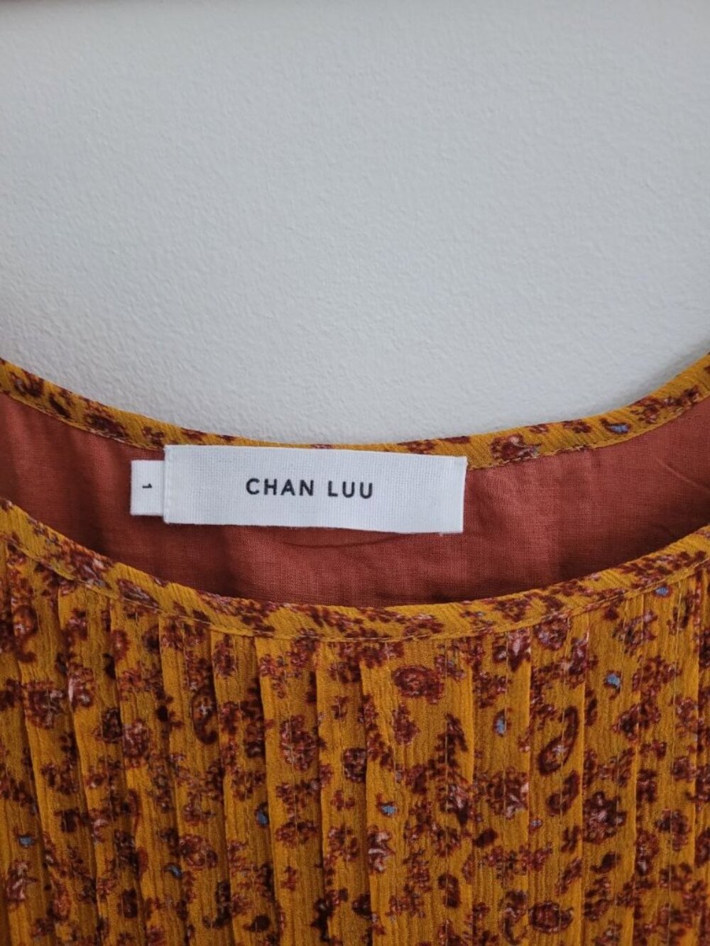 Chan Luu 100% Silk Floral Pleated Swing Maxi Dress Size 1 Boho - Picture 2 of 7